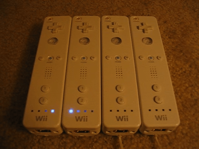 File:Wiimoteledflasher02.png